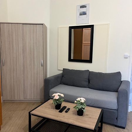 Charmant Studio Spacieux Paryż Zewnętrze zdjęcie